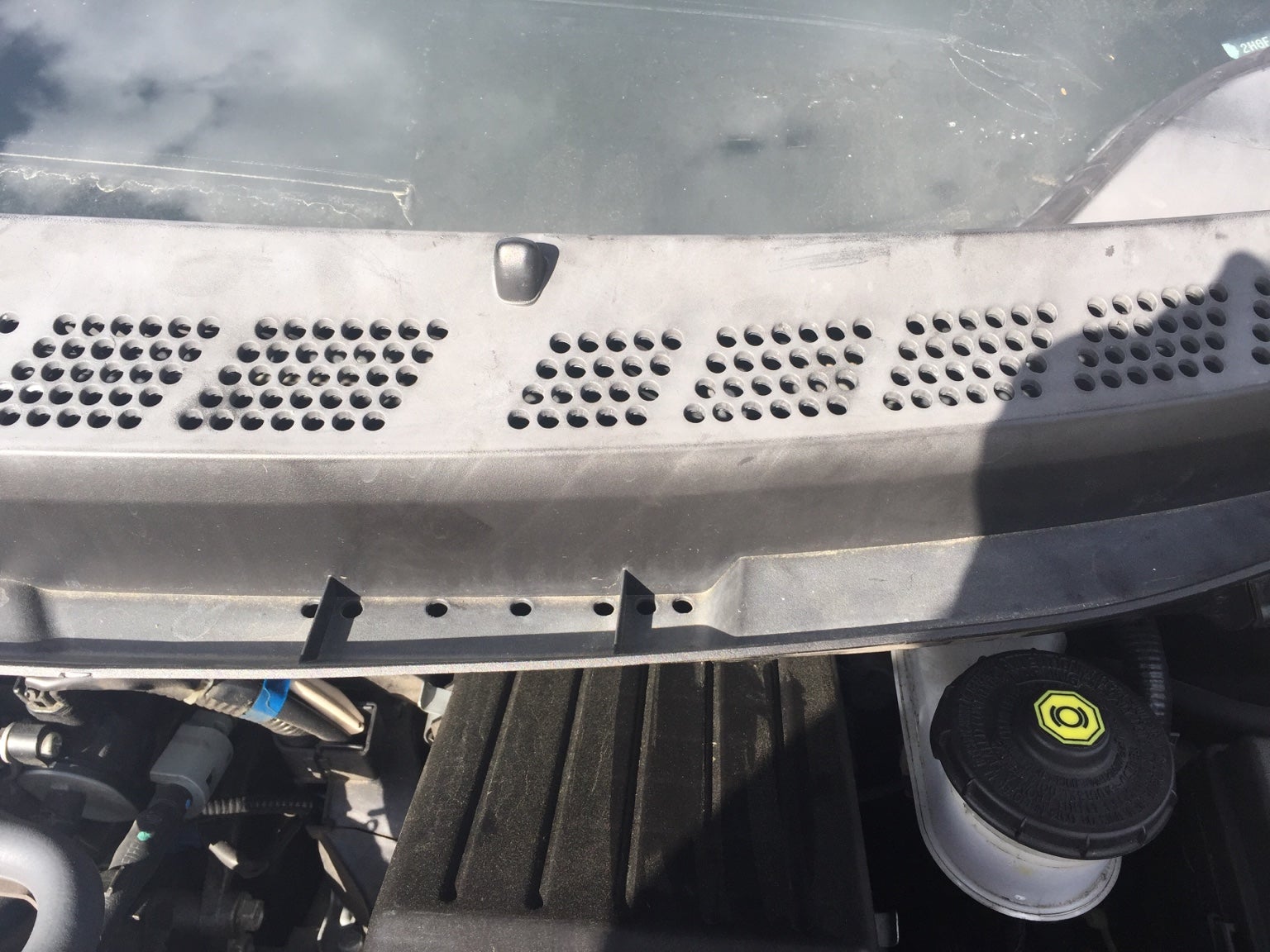 Painted windshield wiper cowling. 8th Generation Honda Civic Forum