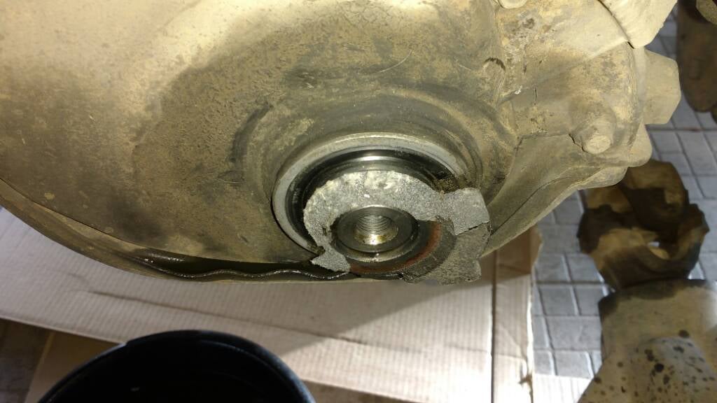 Harmonic Balancer broken with piece still stuck to crank. Jeep