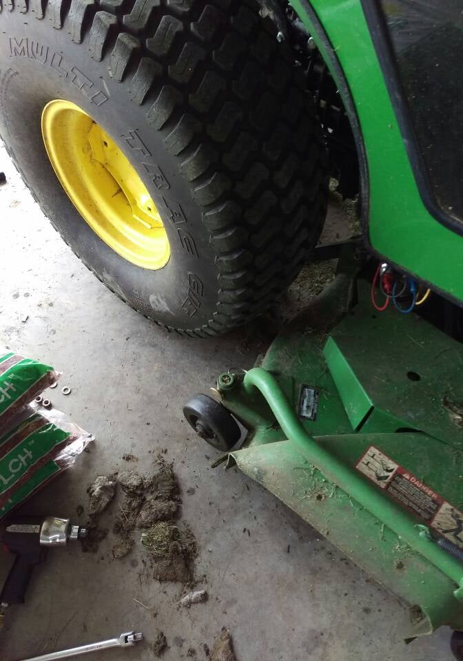 2720 Bora Rear Wheel Spacers Green Tractor Talk