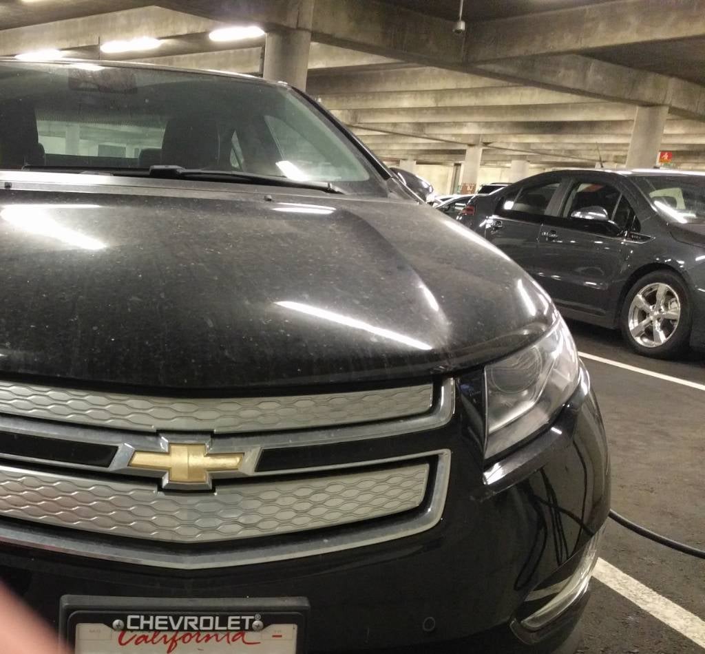 Removable Magnet Set For CA HOV Stickers - 2 Large & 2 Small Magnets, No Glue Residue, For Tesla/Rivian