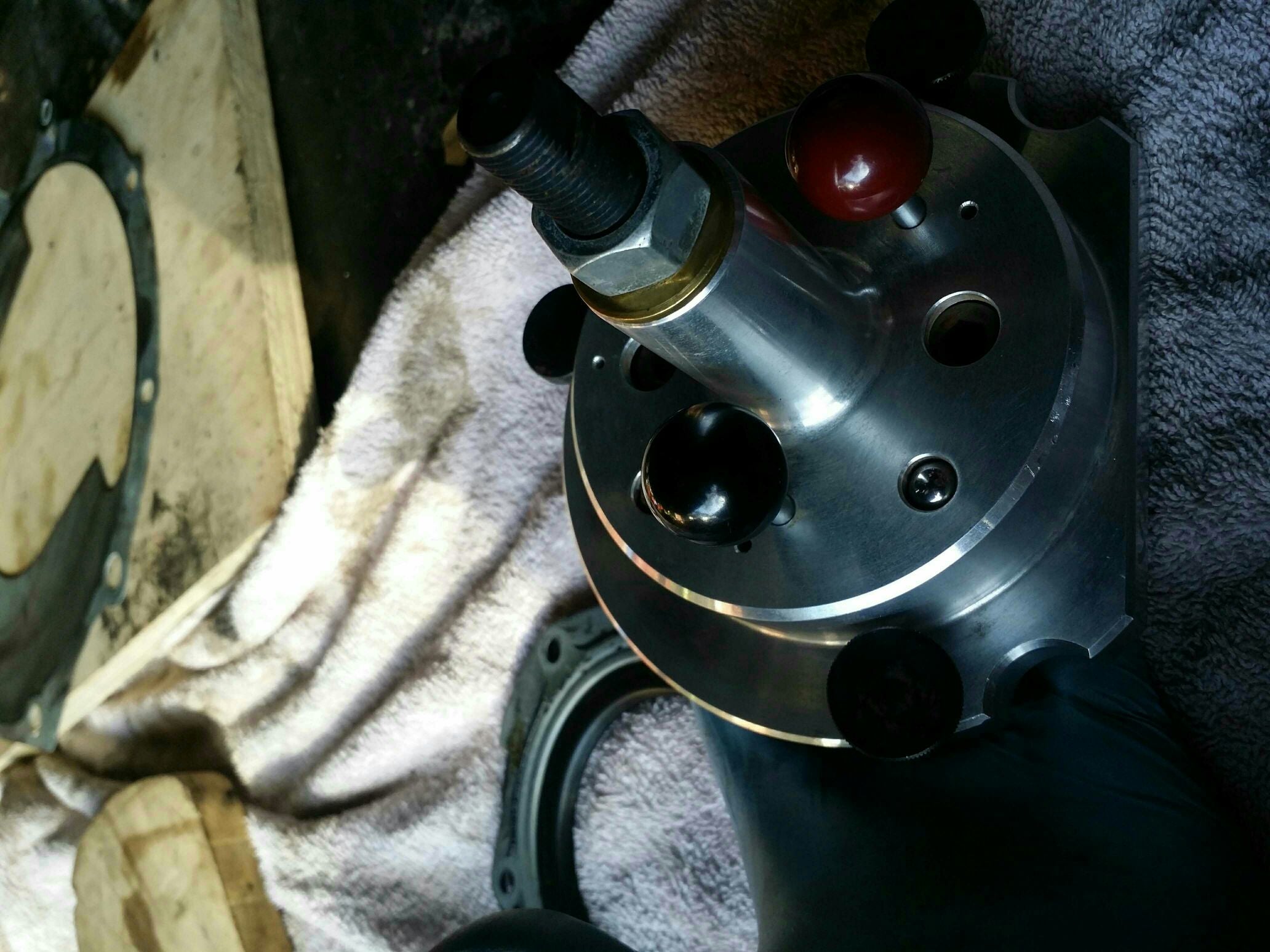 Quick Rear Main Seal Help | VW Vortex - Volkswagen Forum