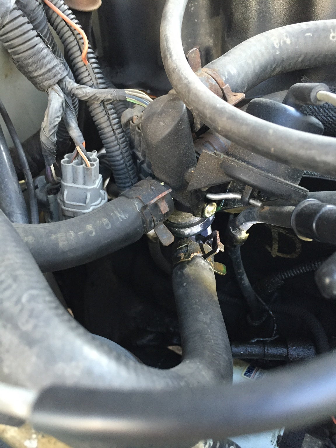 95 Cherokee Coolant Leak Weird Location Jeep Enthusiast Forums 95 Cherokee Coolant Leak Weird Location Jeep Enthusiast Forums