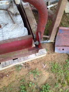 Gouges On Tractor What caused gouge on 1025 rear case? | Green Tractor Talk