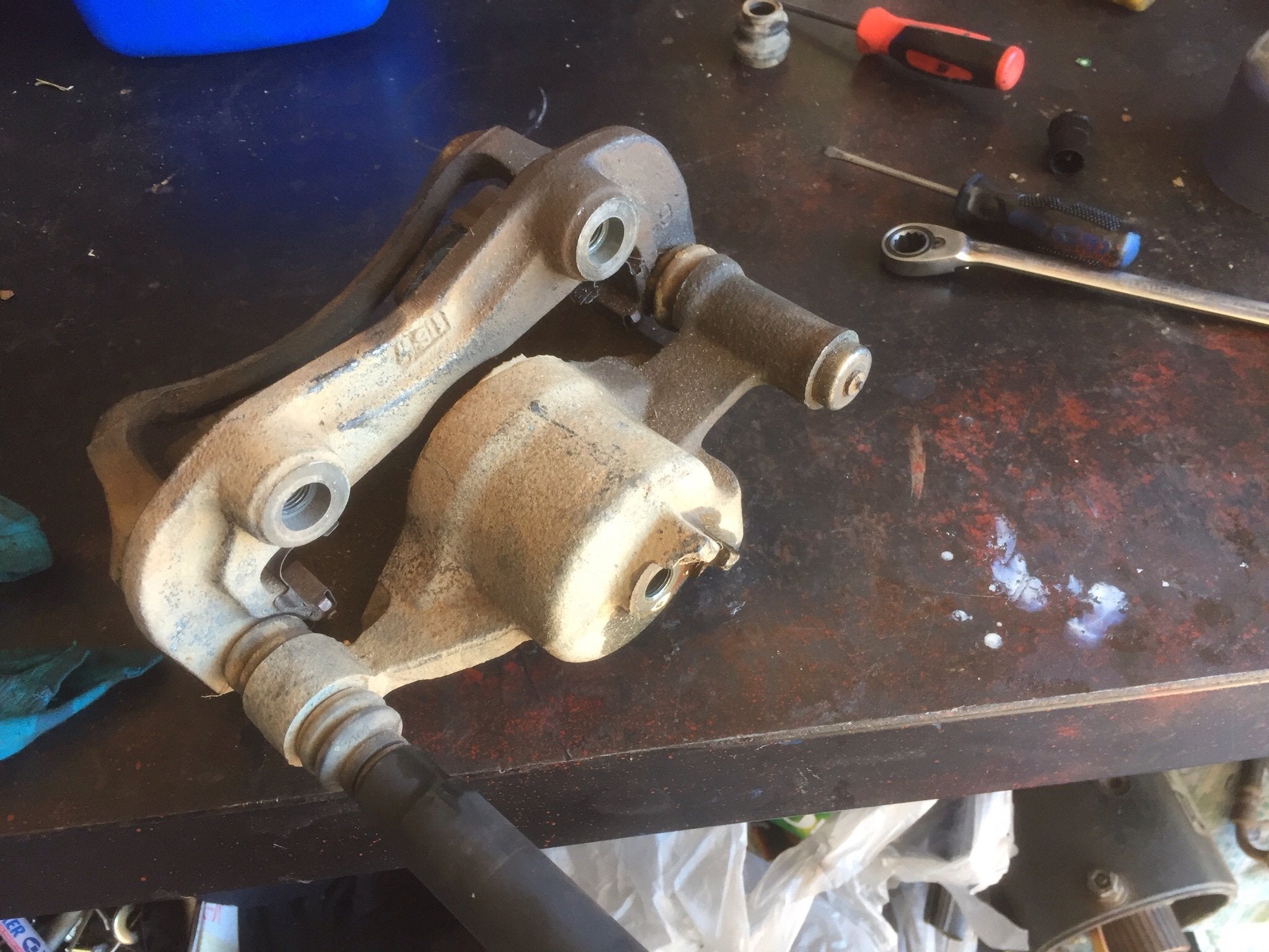 How to service your brake calipers 101 Patrol 4x4 Nissan Patrol Forum