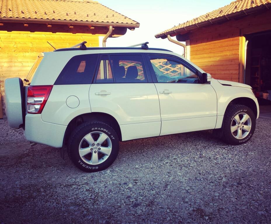 Experience with jimnybits lift? | Suzuki Forums