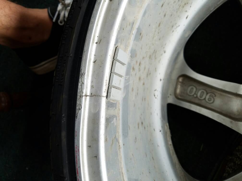 Cracked Rim | VW Vortex - Volkswagen Forum
