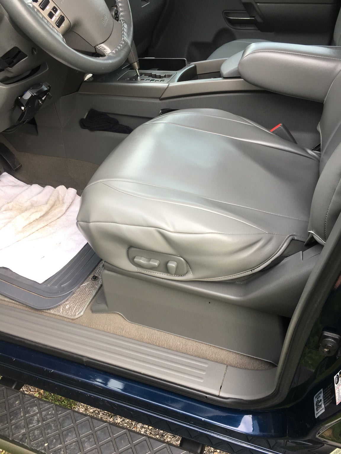 After market seat covers? Nissan Titan Forum