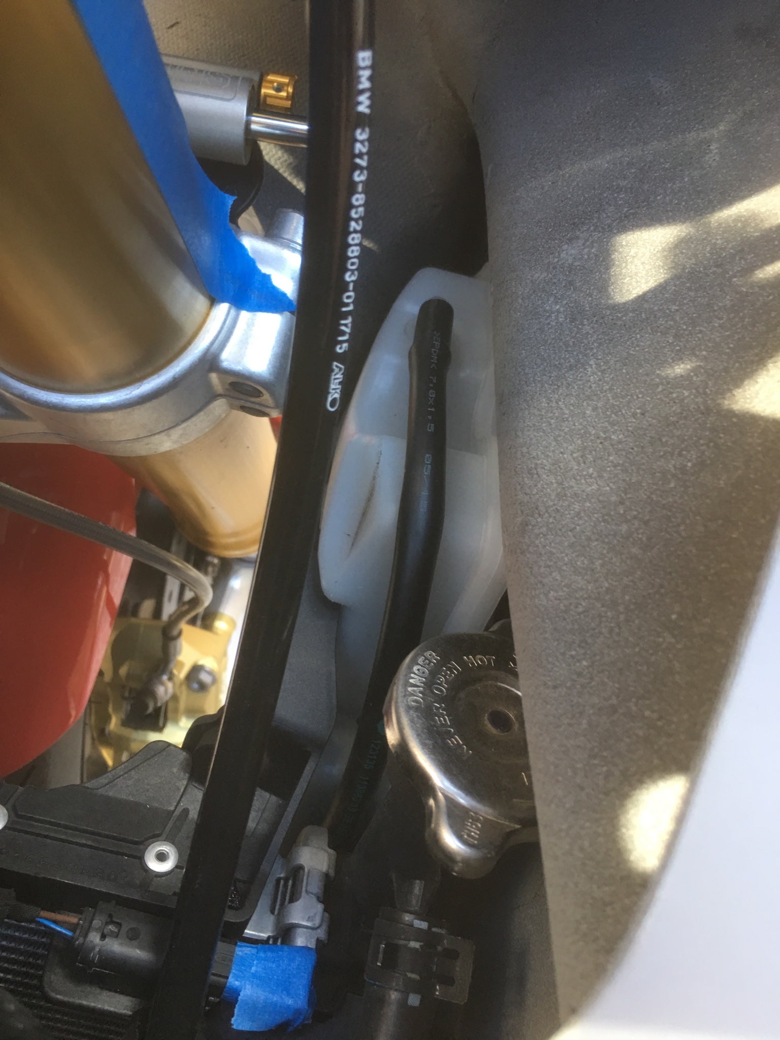 と ADVICE needed: Street bike as occasional track bike | BMW