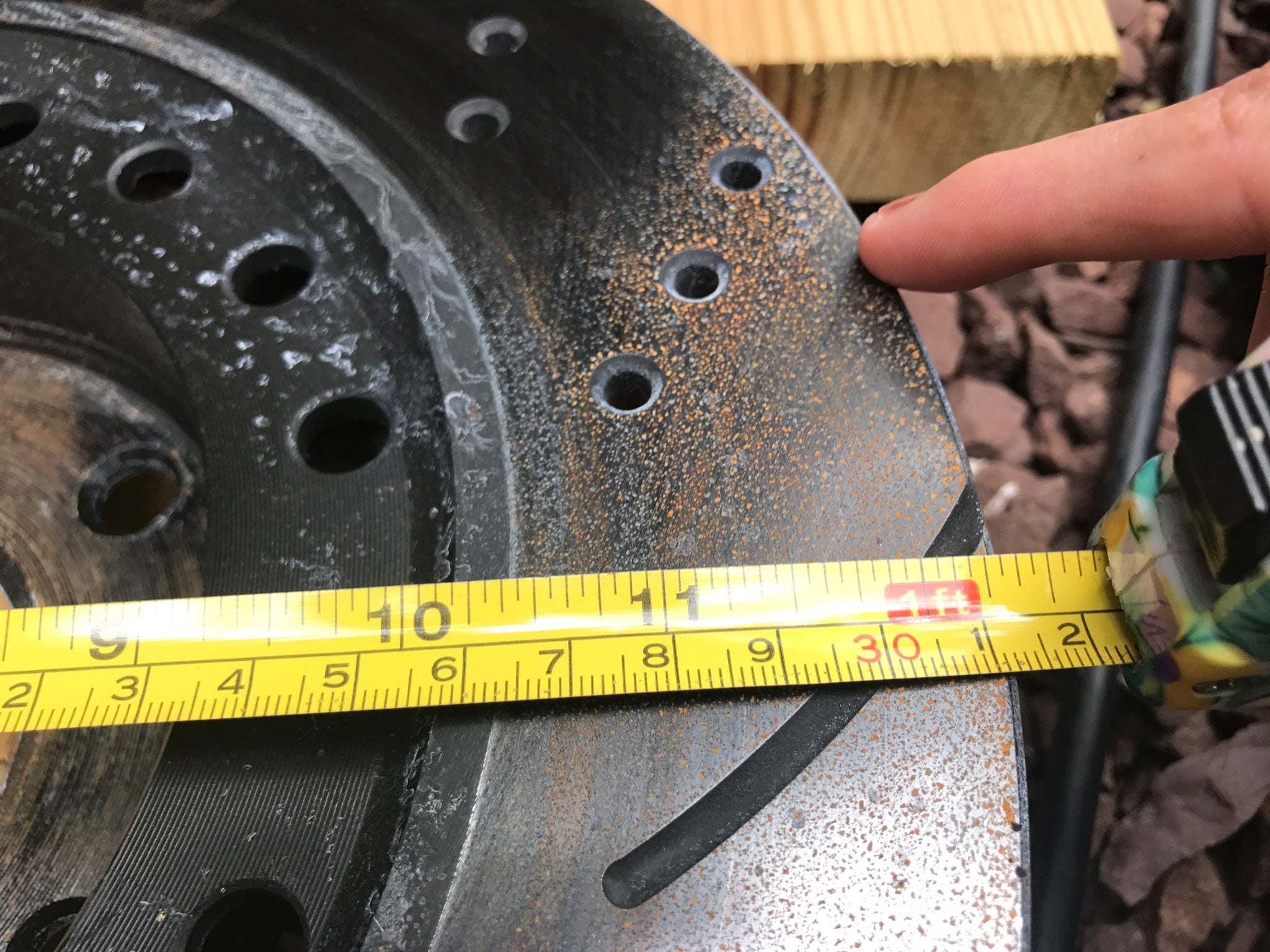 Brake Pad not Flush With Rotor Help!!! Mitsubishi 3000GT & Dodge