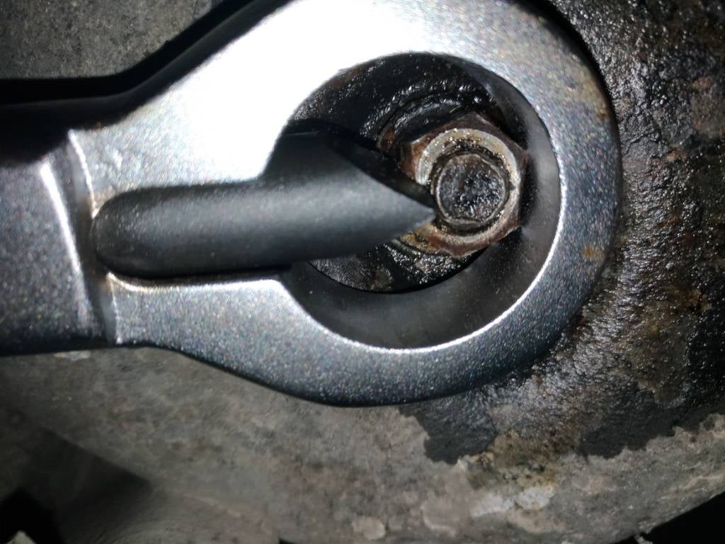 Rear spring bolt spinning | SwedeSpeed - Volvo Performance Forum