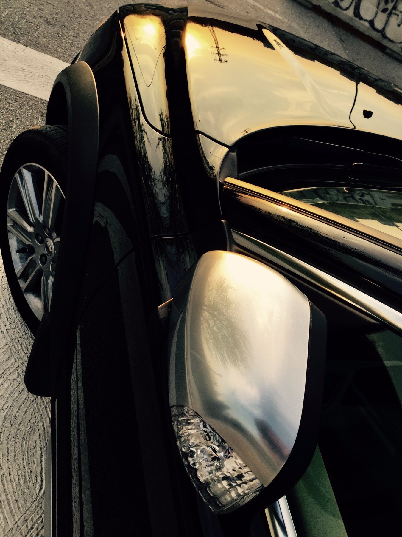 How to take a mirror apart to clean and lubricate its folding mechanism