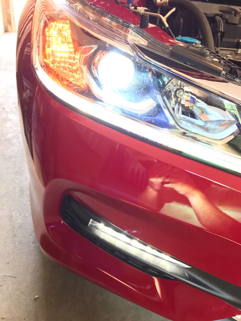 How to Change Headlight Bulb 2017 Honda Accord: Easy Step-by-Step Guide