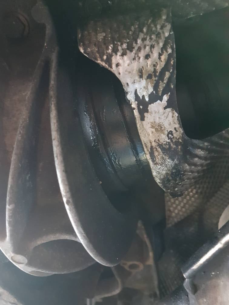E46 330d rear diff oil leak ? BMW Forums BimmerForums