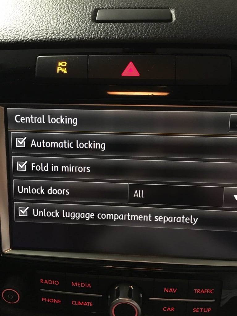 2011 Touareg TDI tailgate won't open with latch Club Touareg Forum