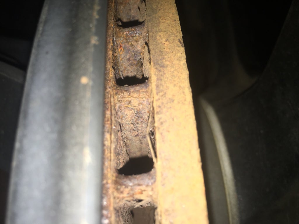 20k brake disc corrosion flaking normal? SwedeSpeed Volvo