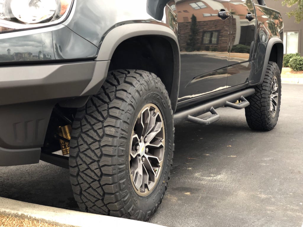 ZR2 - Llantas más grandes, sin elevación - LT285/70R17 - 33,0