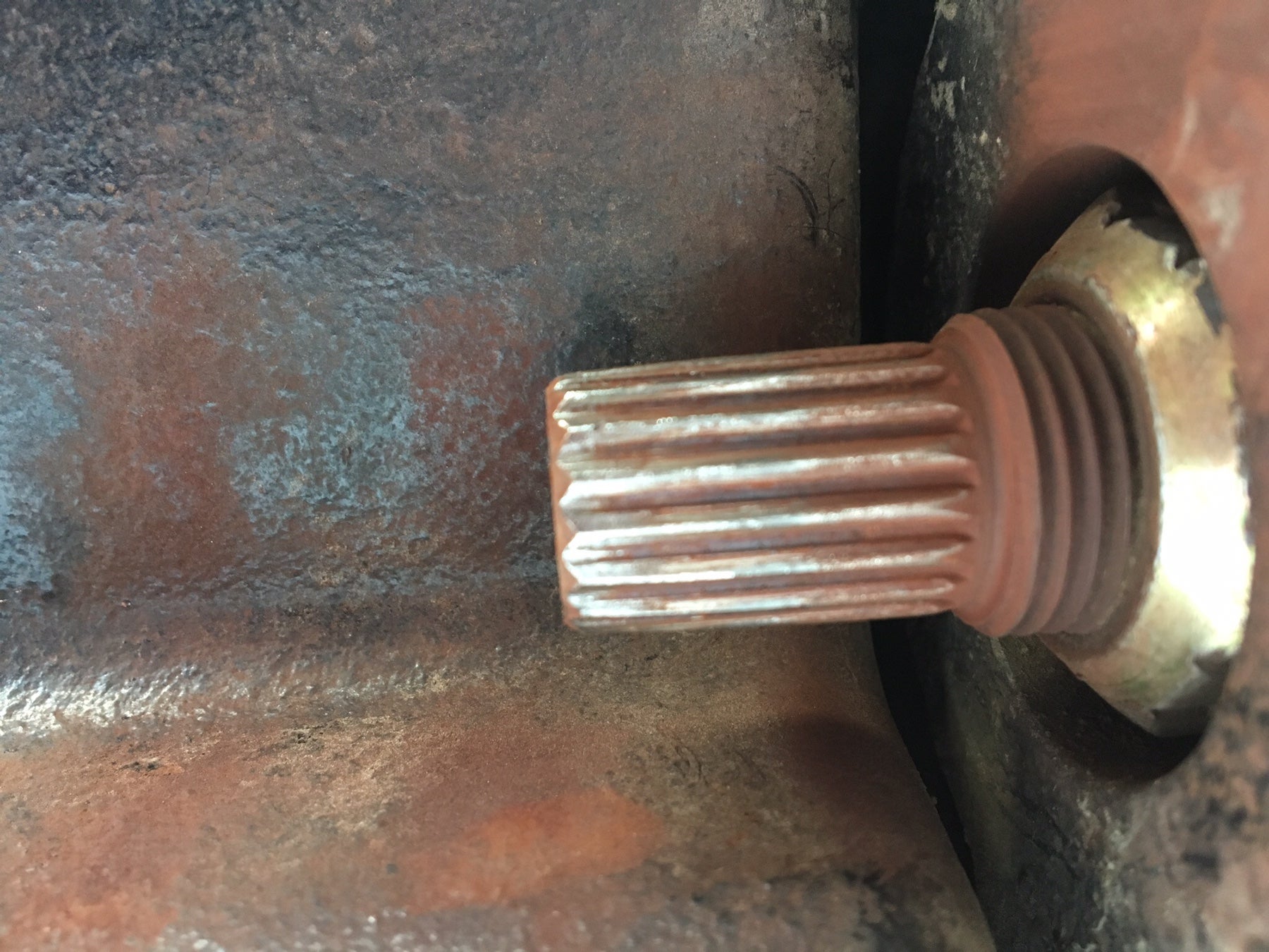 3320 FWA Pinion shaft splines stripped. | Green Tractor Talk