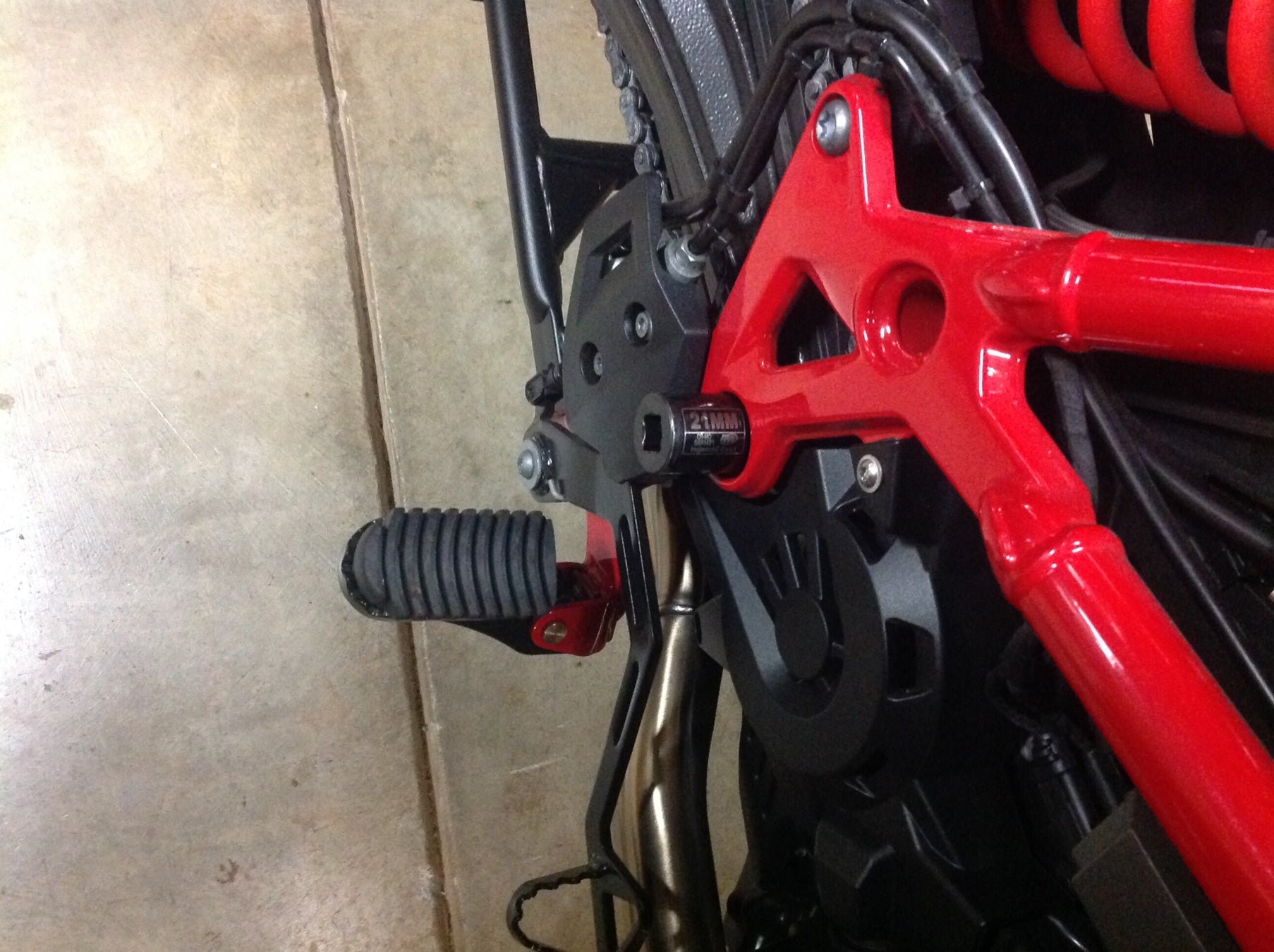 F700gs swingarm removal Adventure Rider