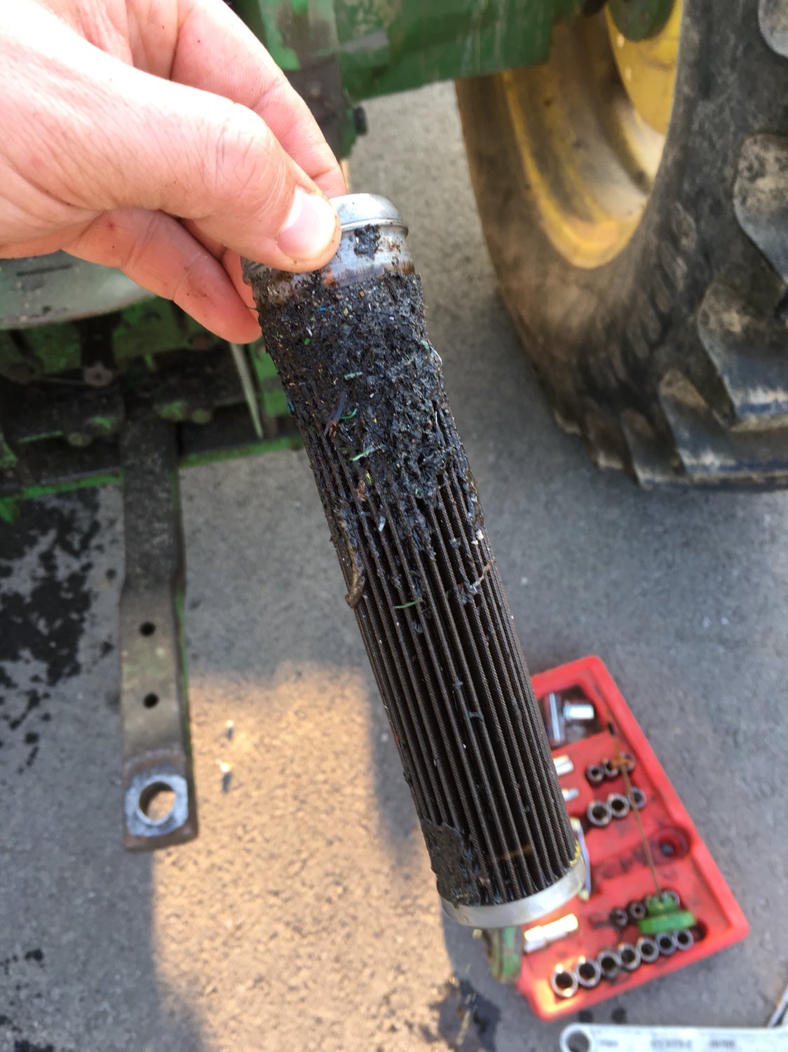 Hydraulic Fluid drain locations JD 6300 (Syncroplus) Green Tractor Talk