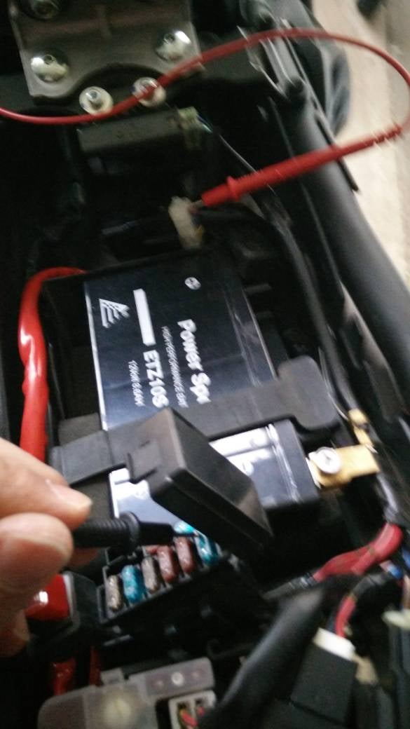 Radiator fan fuse keeps on blowing Yamaha FZ09 Forum