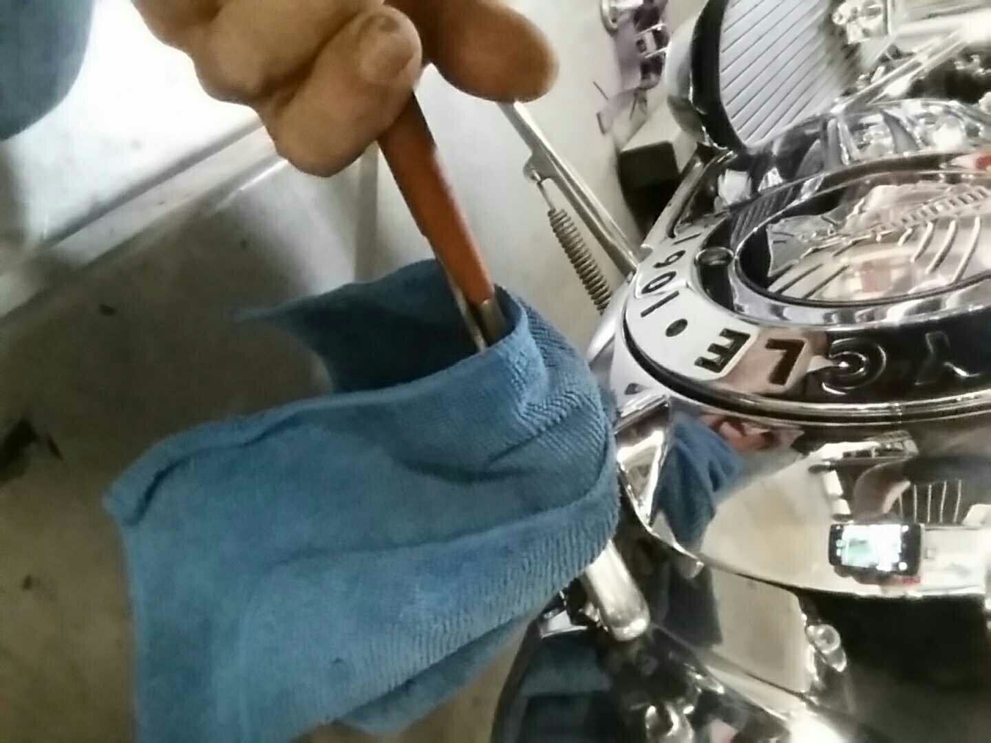 How to lubricate the clutch cable ends Indian Motorcycle Forum