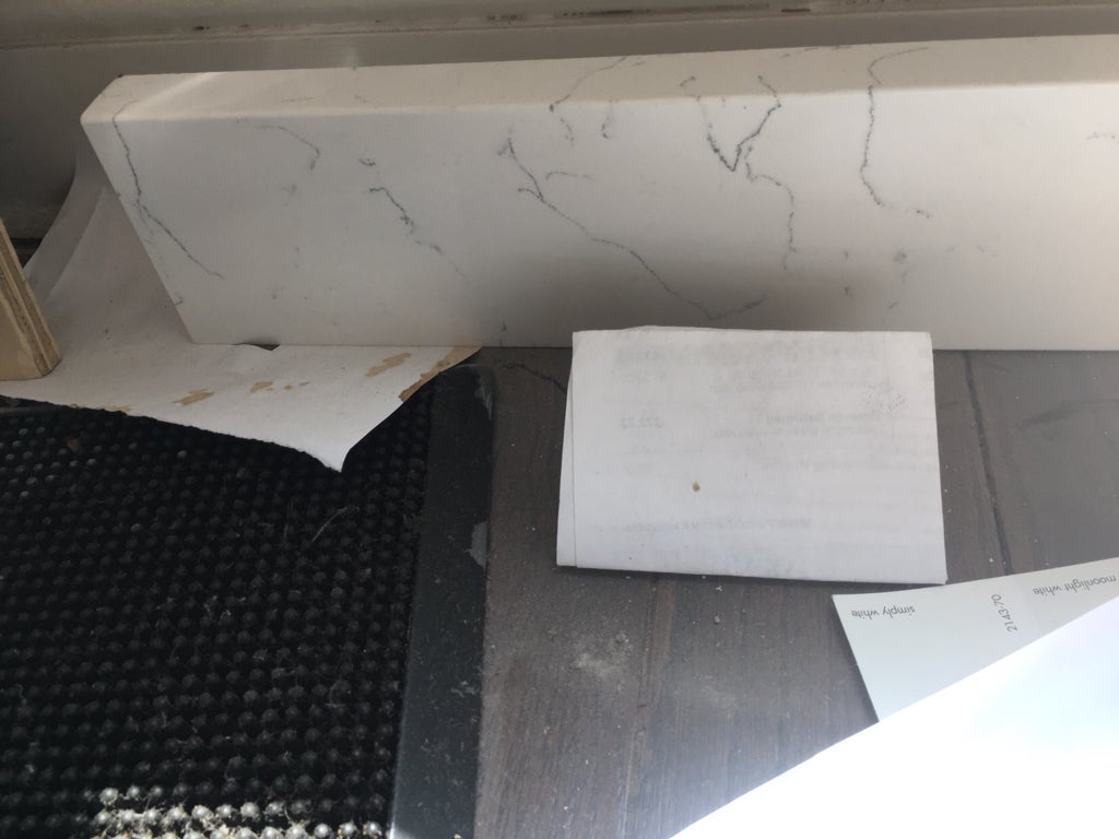 Cutting scrap quartz backsplash for bathroom threshold DIY Home