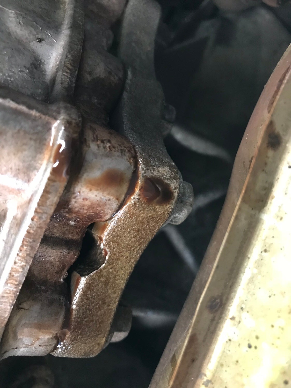 Fluid leak, possible transmission? SwedeSpeed Volvo Performance Forum
