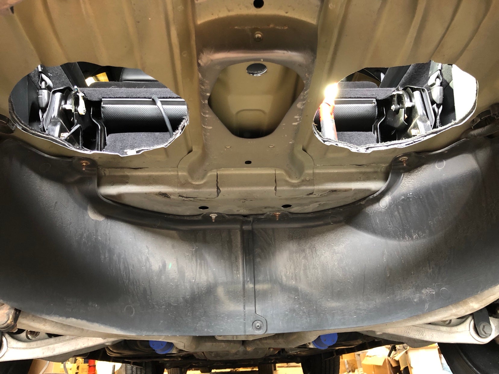 My Simple Durango R/T Install | DIYMobileAudio.com Car Stereo Forum