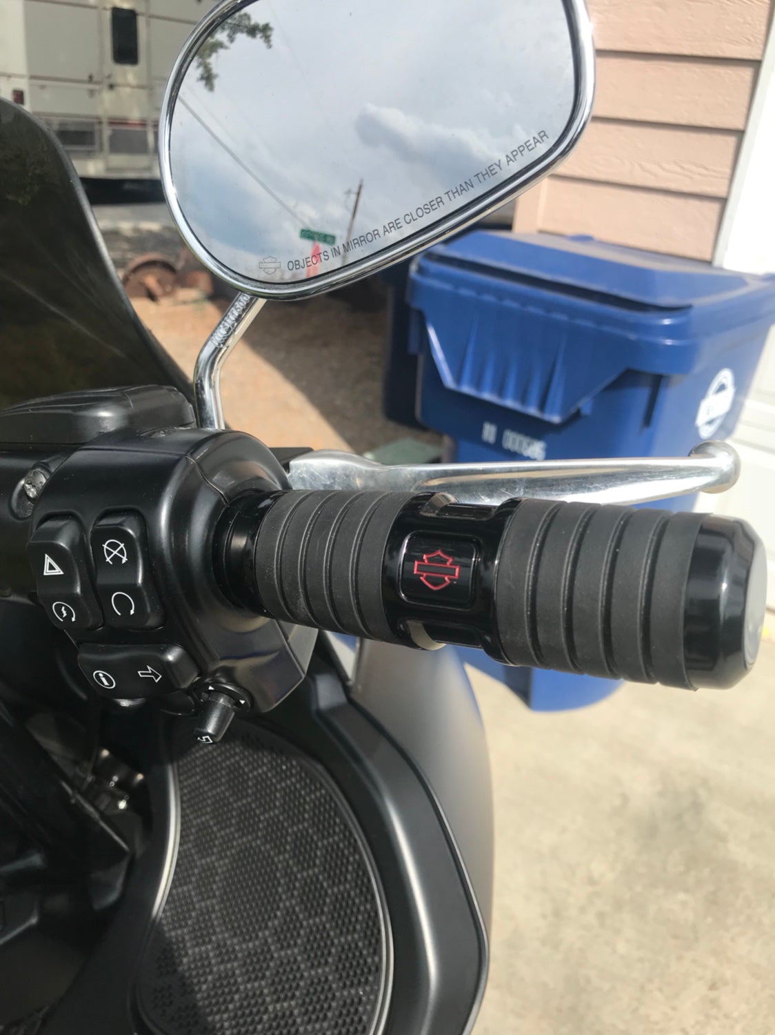 New Heated Kahuna grips Road Glide