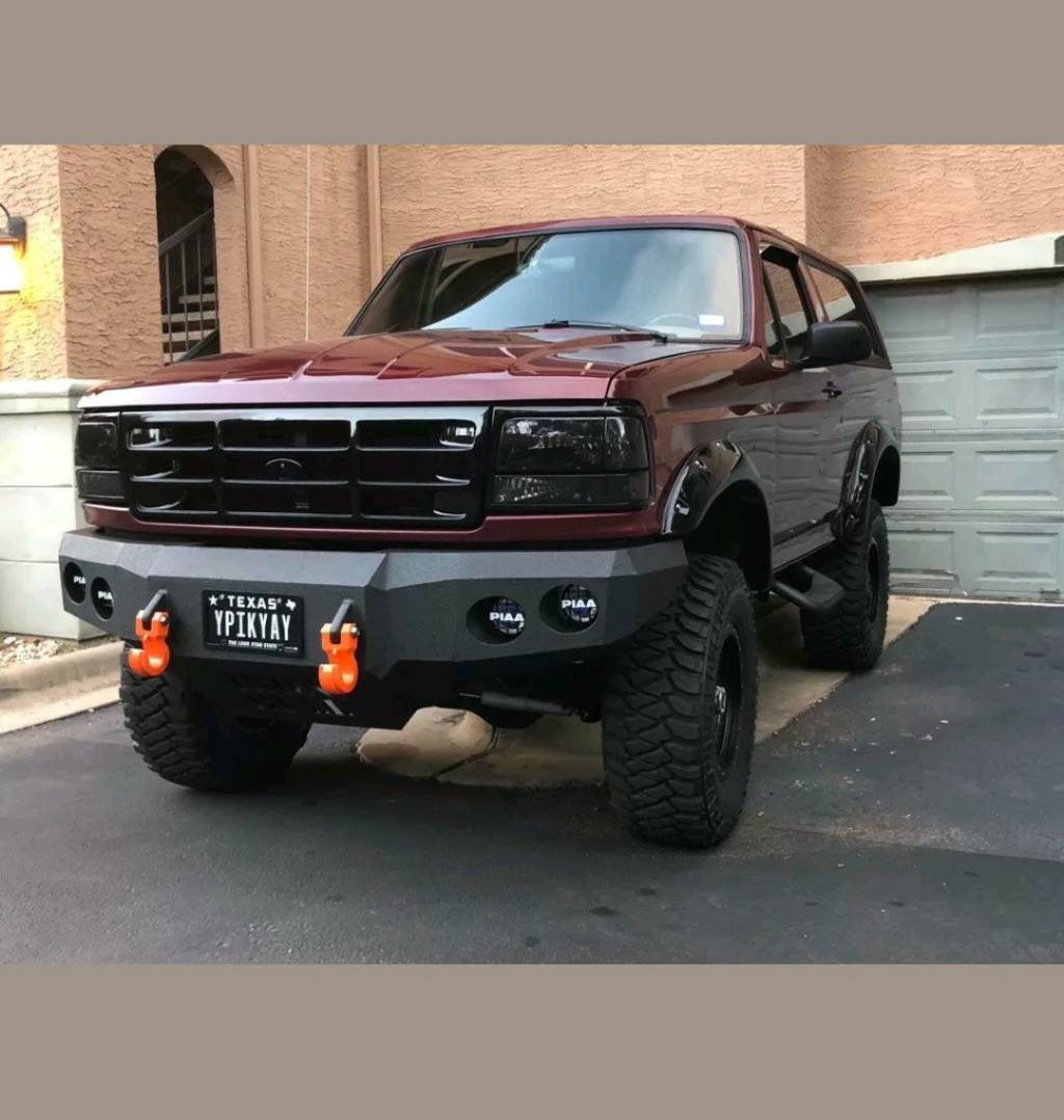 Bushwacker 92-96 Ford Bronco Extend-A-Fender Style Flares 2pc - Black, image size:1024x1078