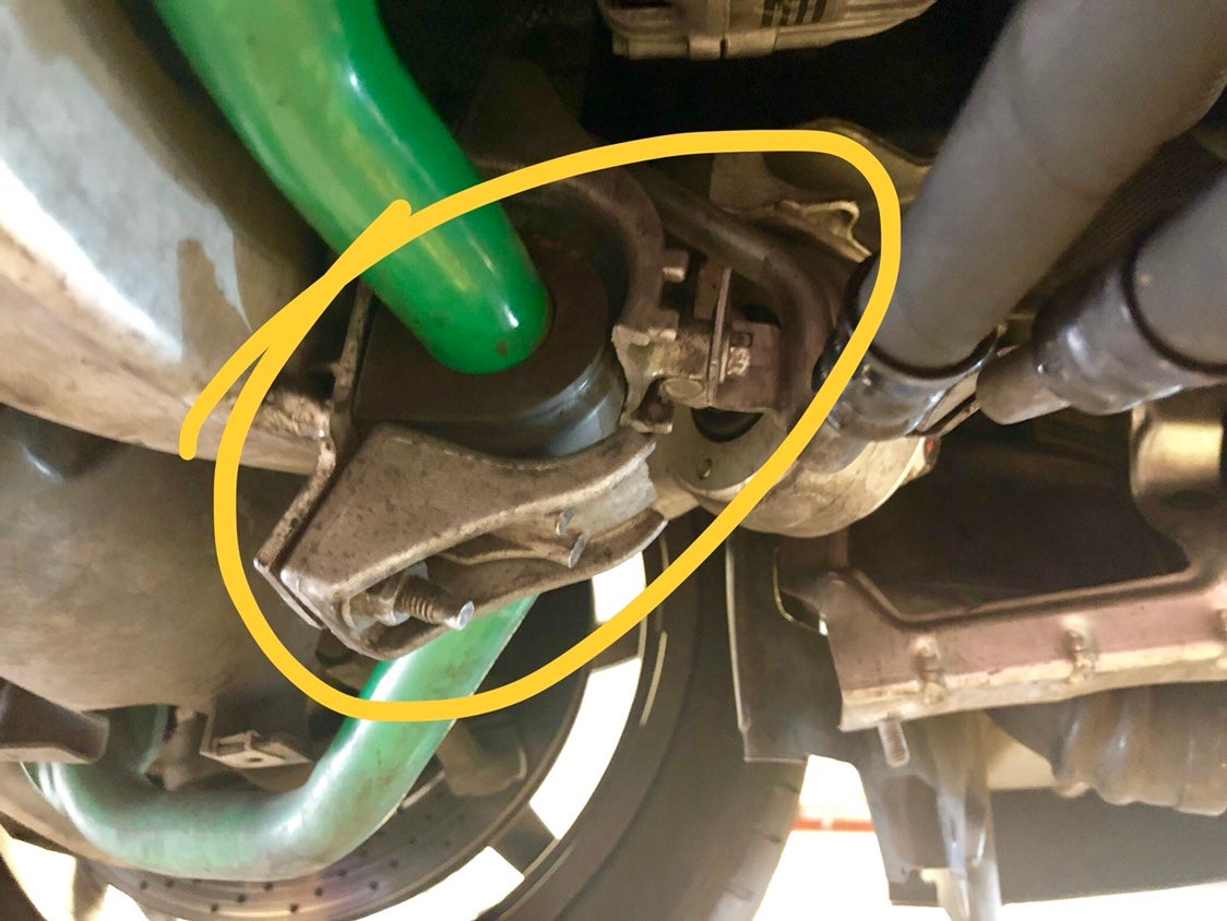 Snapped my front sway bar bracket BMW M5 Forum and M6 Forums