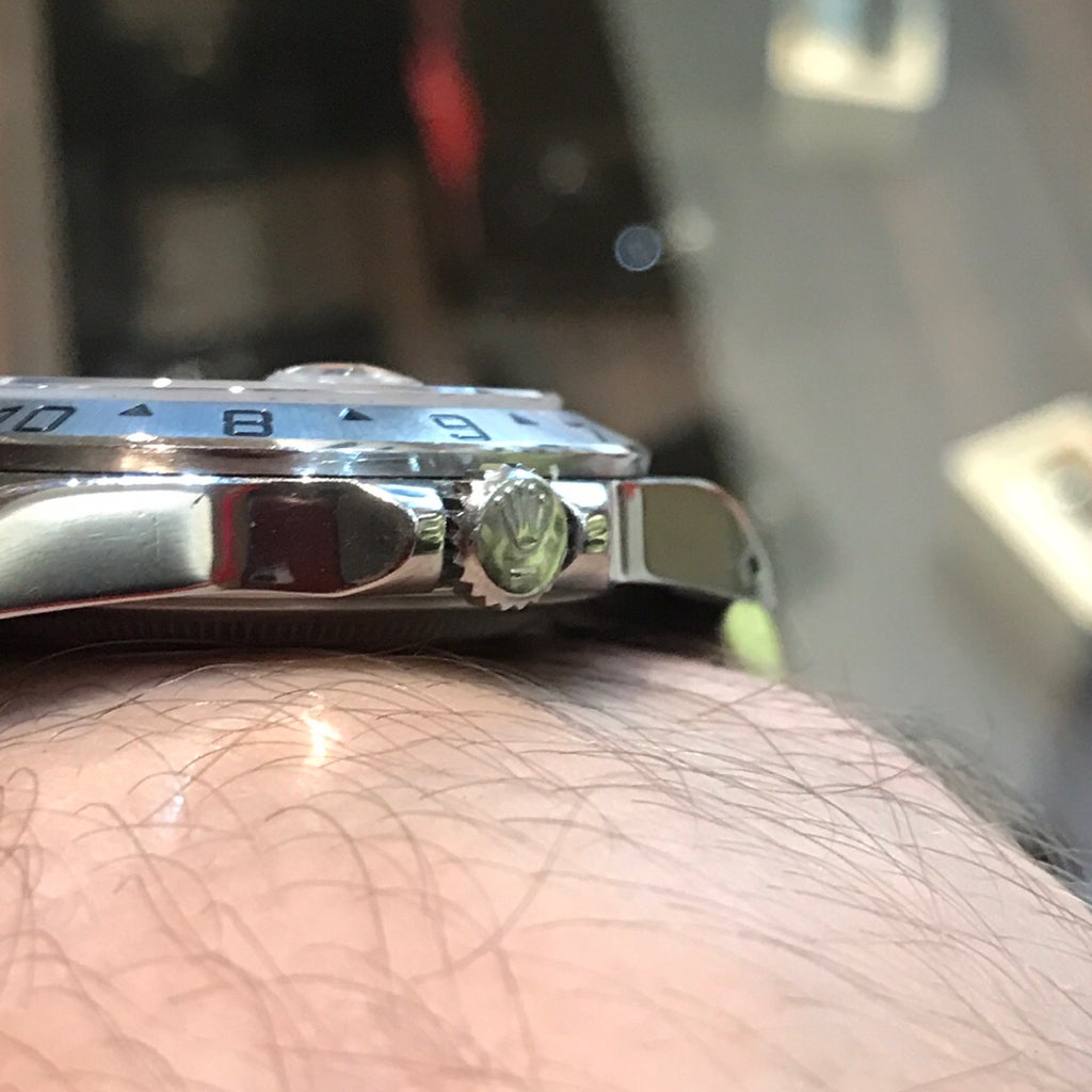 Rolex screw-down crown logo facing up? | WatchUSeek Watch Forums