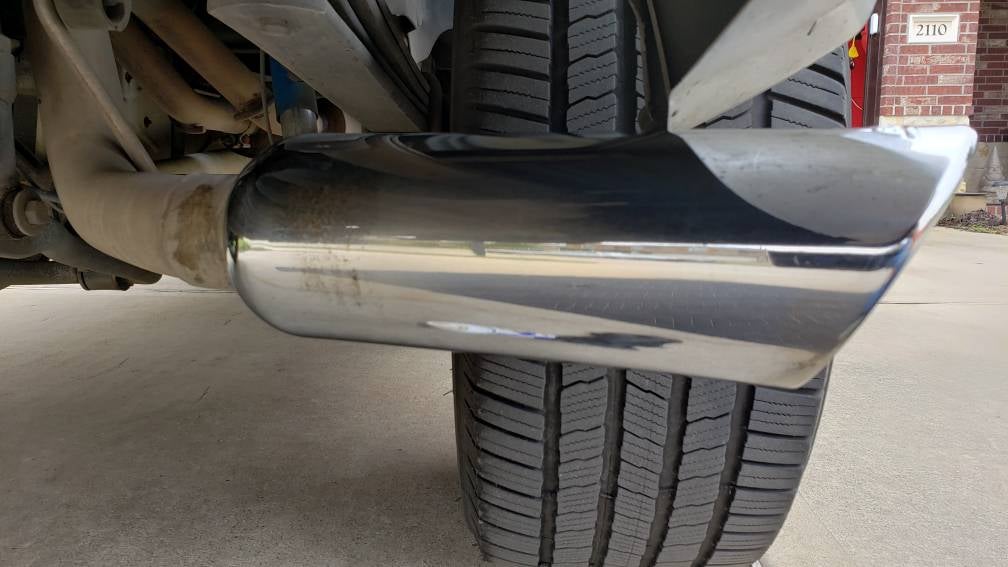 Borla exhaust. Love the sound...but tips are rusting Chevy Silverado