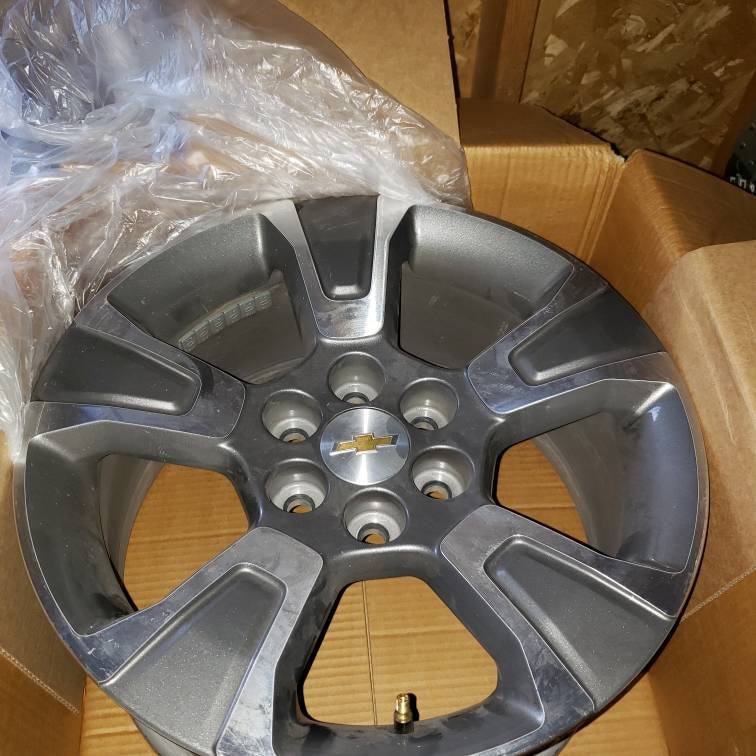 For sale Bora wheel spacers, stock Z71 rims, diode dynamics fog lights