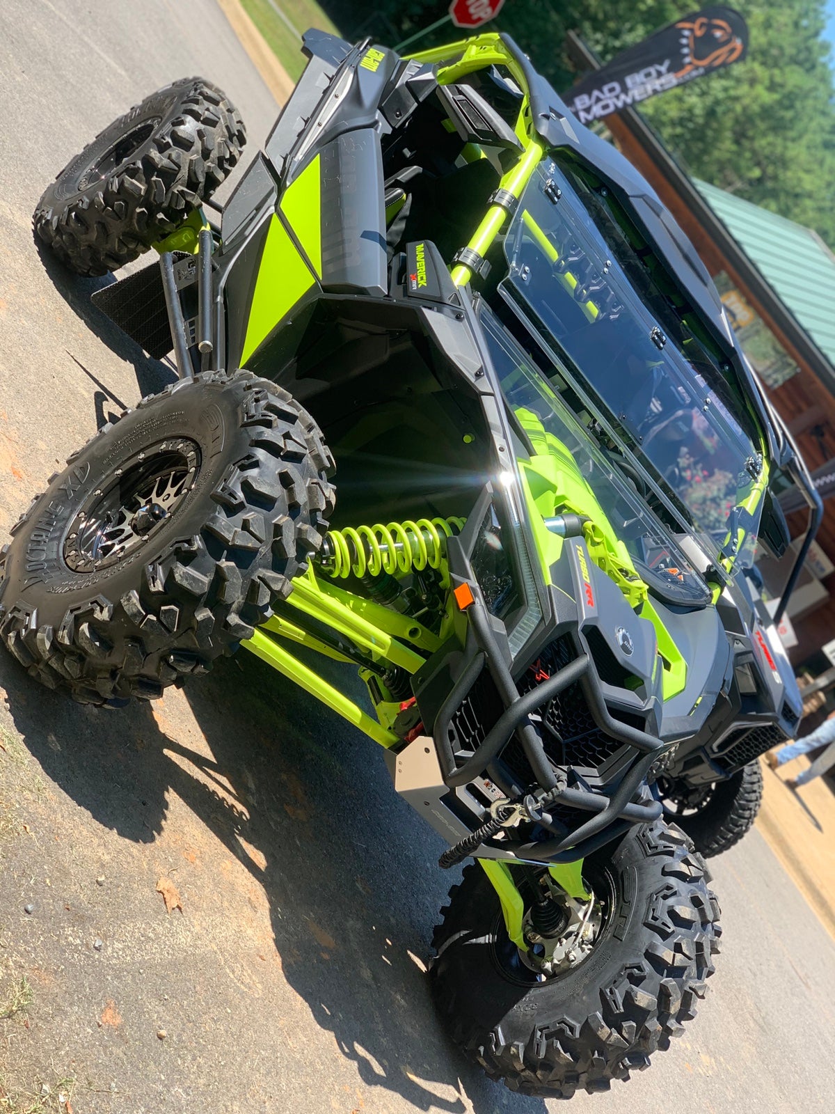 X3 XMR front bumper Manta Green | Can-Am Maverick Forum
