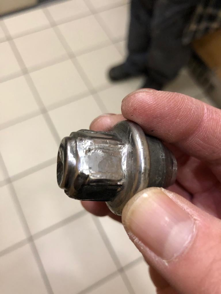 2012 Ford Focus Lug Nuts Focus Fanatics Forum