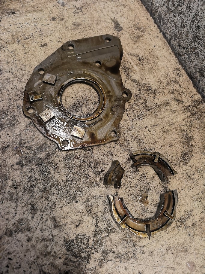 corsa D 2012 1.2 petrol 4 cylinder A12XER oil pump failure Vauxhall