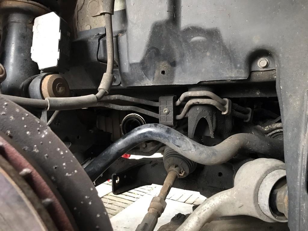 Replacing engine mounts on n62 V8 | BMW Forum - BimmerFest BMW Forums