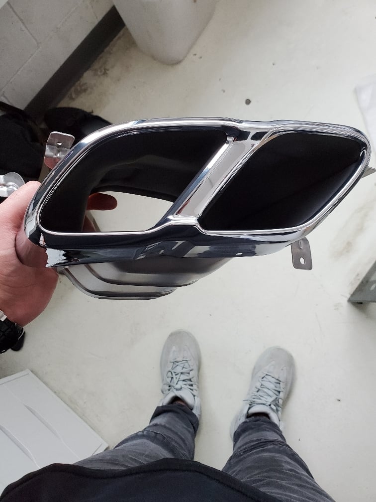 Installing Dual Integrated Tailpipes - P#:31664600 | SwedeSpeed - Volvo ...
