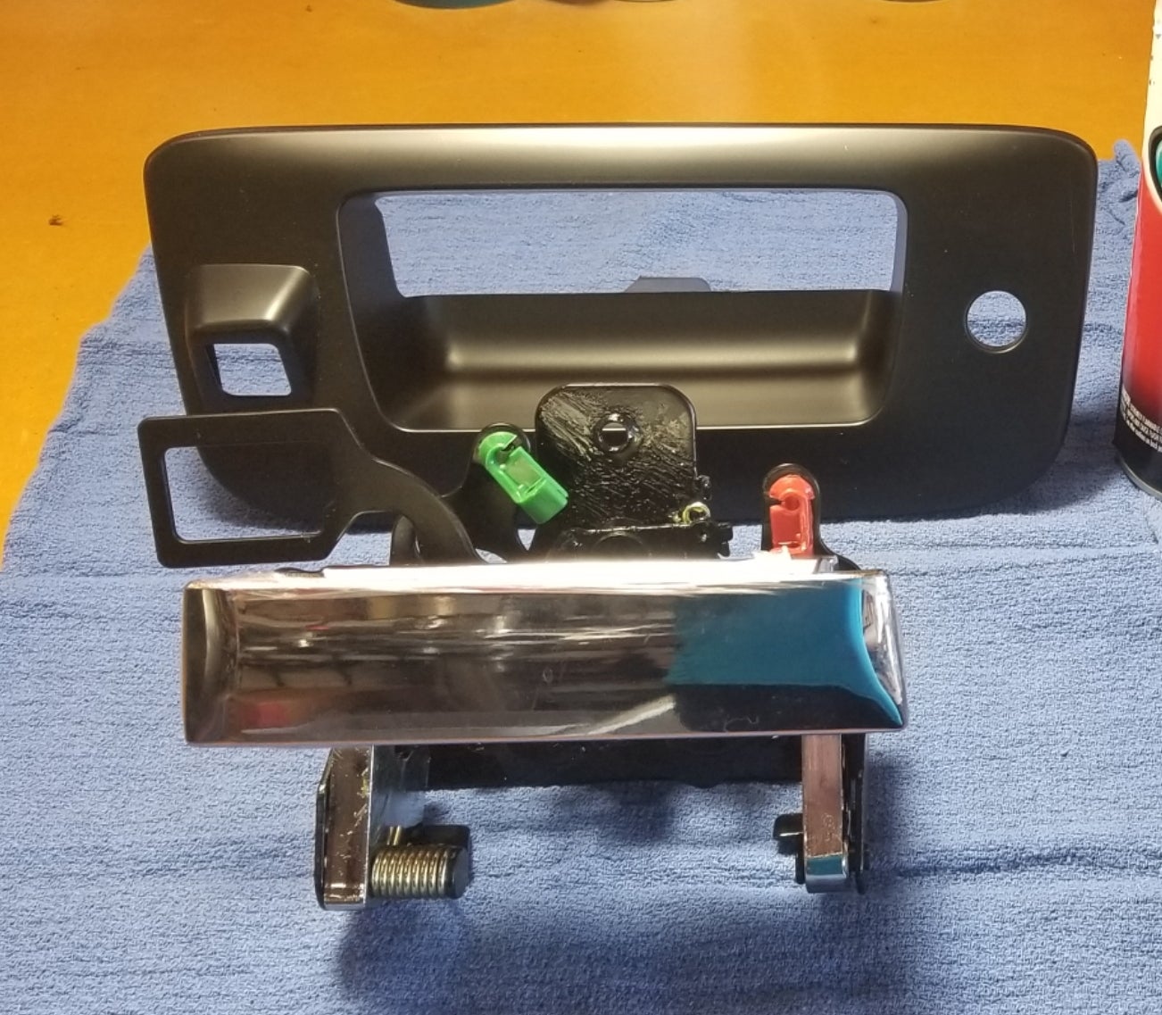 Stuck closed Tailgate Chevy Silverado and GMC Sierra Forum