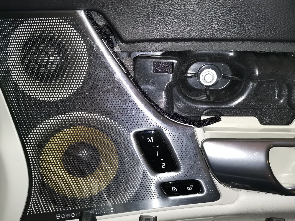 Driver side mirror vibration with Harmon Kardon thumping.. Page 2