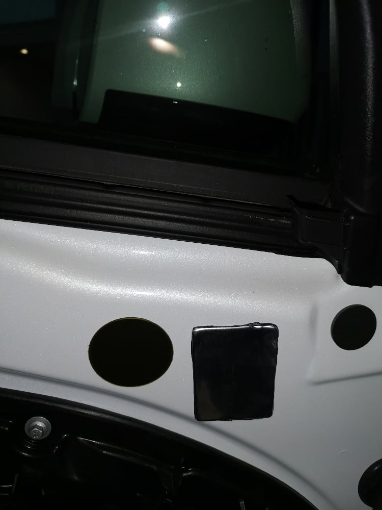 Driver side mirror vibration with Harmon Kardon thumping.. Page 2