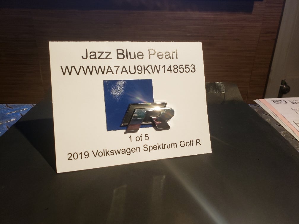 2019 Golf R MT Spektrum Jazz Blue Pearl | VW Vortex - Volkswagen Forum