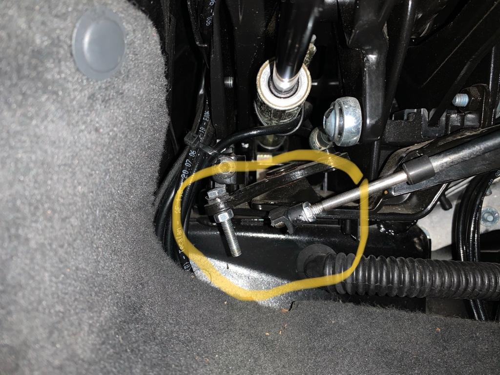 2007 SL550 hydraulic roof malfunction flap does not move Mercedes