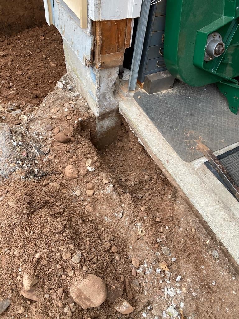 One sided Footing/Foundation wall form under garage door DIY Home