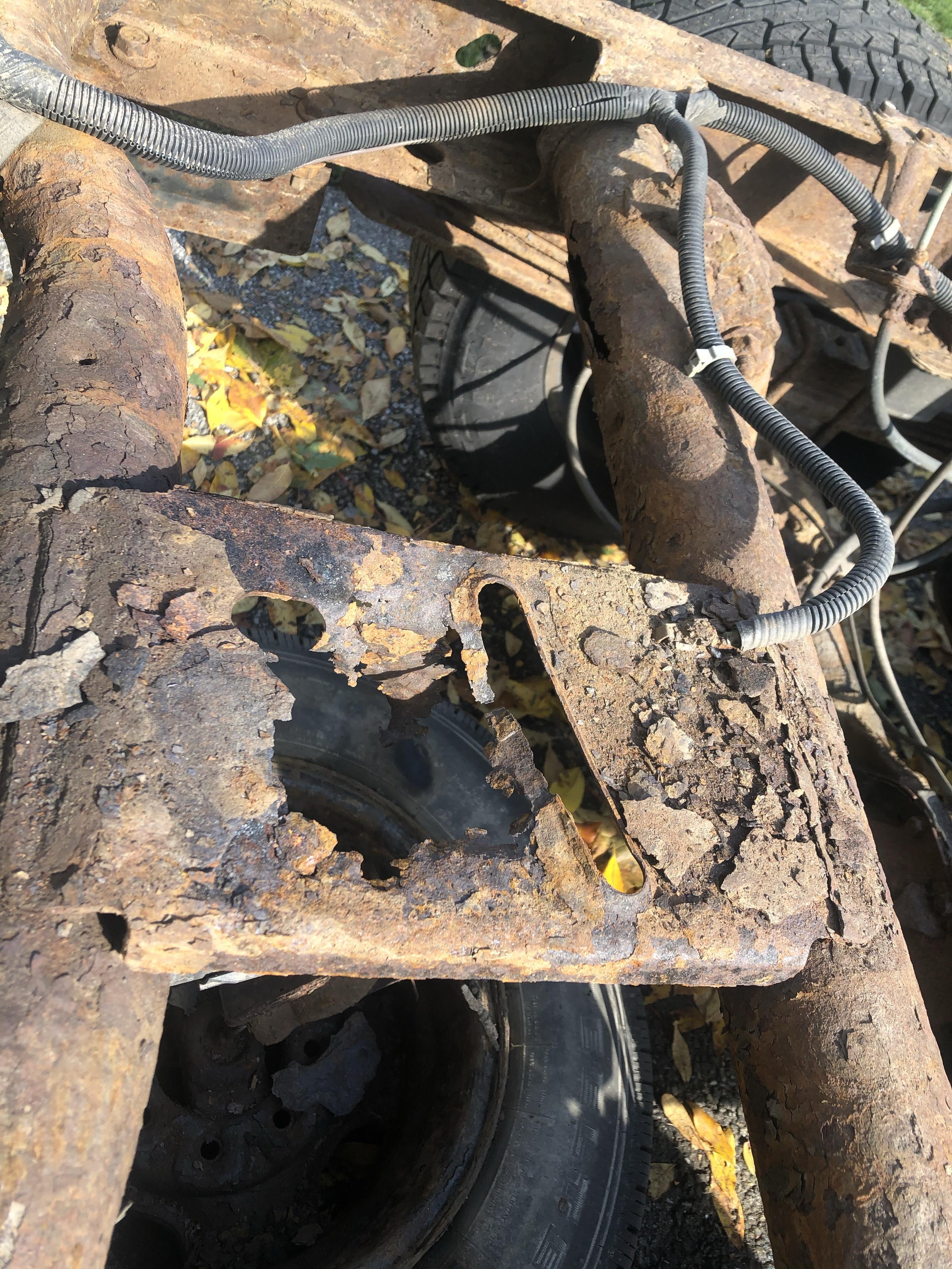 Tractor Rust Is this a rust bucket or just surface rust? | Green Tractor Talk