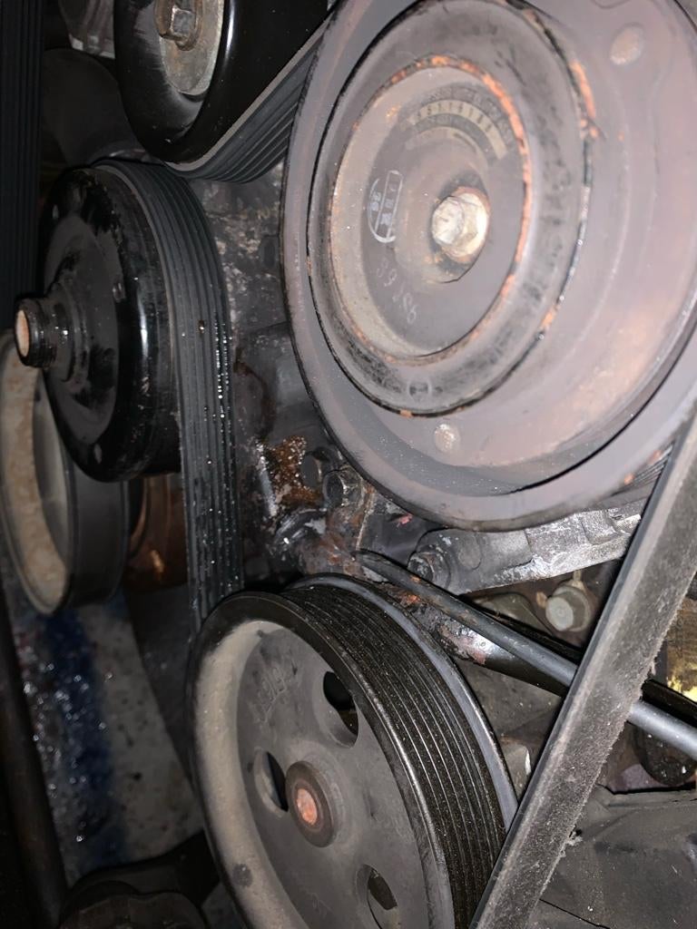 Coolant leak somewhere above harmonic balancer Jeep Enthusiast Forums