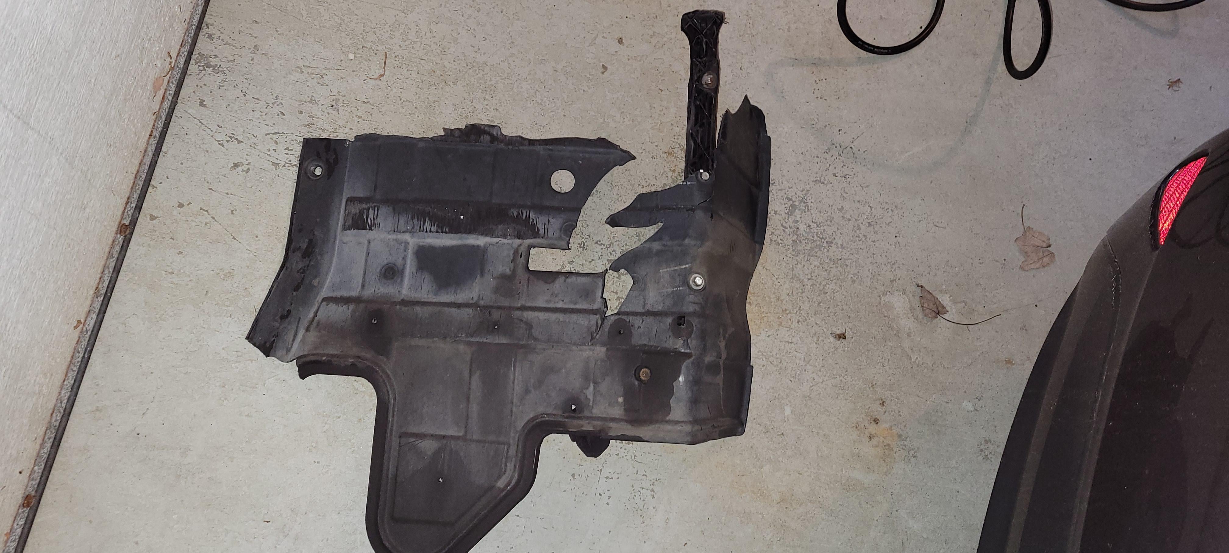 Cache en plastique de dessous le moteur | Hyundai Forums