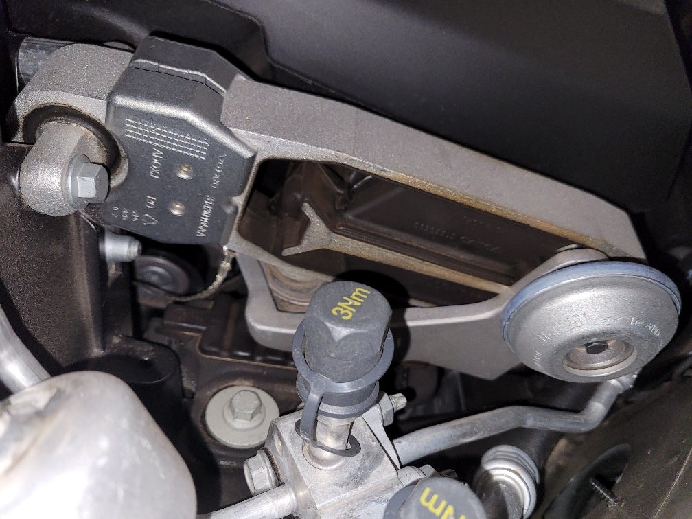 How to replace upper motor mount / torque rod? SwedeSpeed Volvo