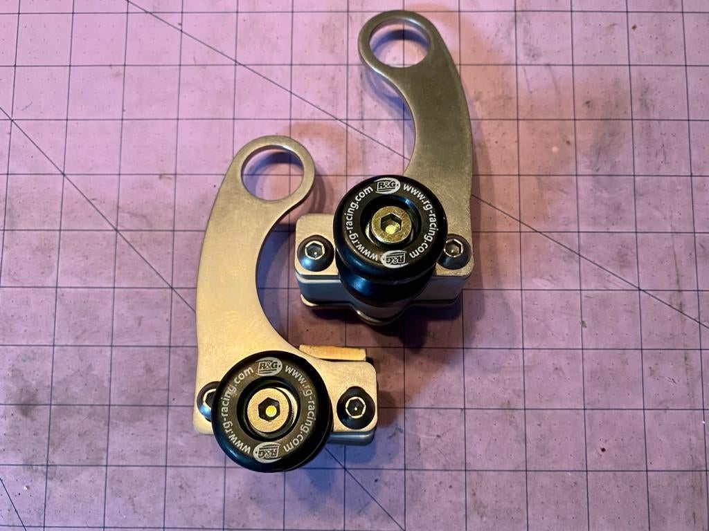 Sold! FOR SALE R&G Racing Offset Cotton Reels/Paddock Stand Bobbins